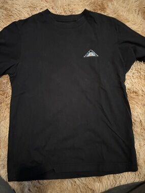 Uniqlo Black Short Sleeve Tee with Small Chest Patch Doraemon